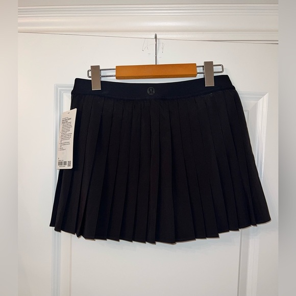 Lululemon High-Rise Pleated Tennis Skirt - Picture 4 of 5